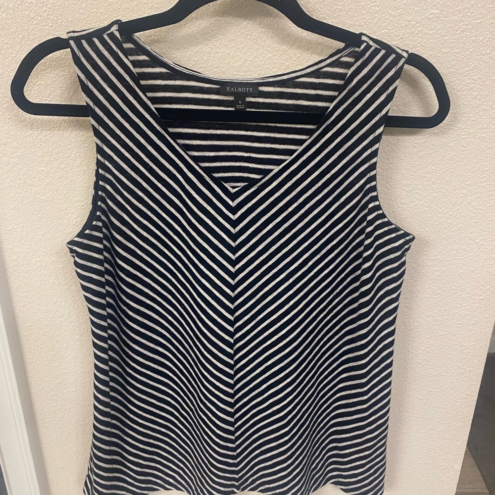 Talbots women’s top, Black & White, Size Small
